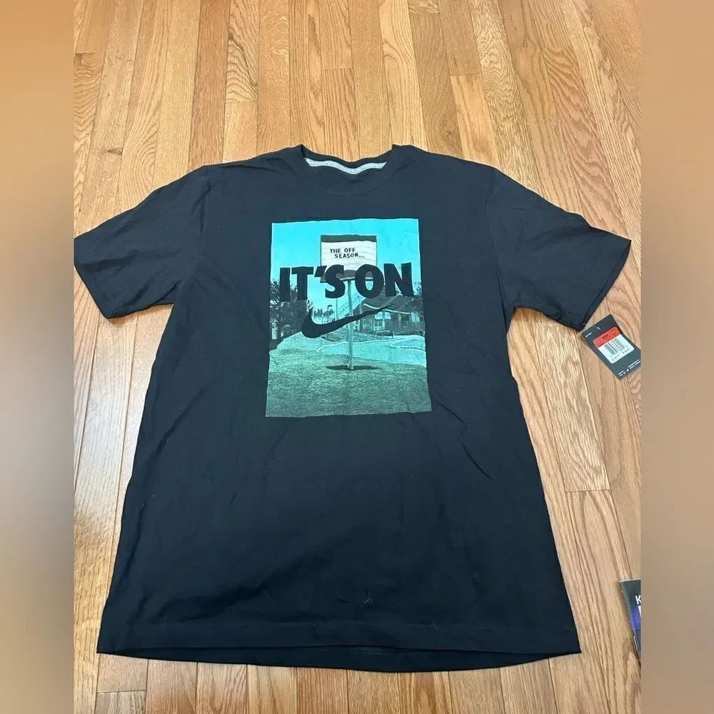 Nike It’s On Football Tshirt NWT